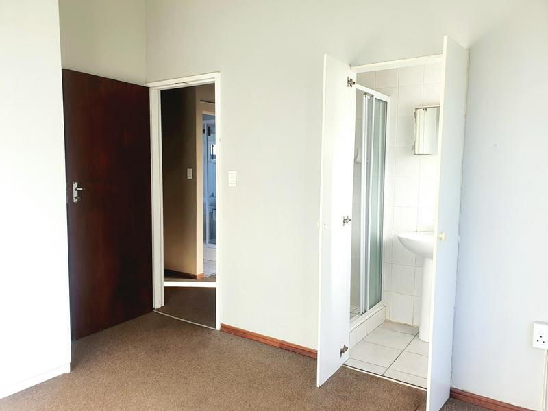 To Let 3 Bedroom Property for Rent in Bloubergstrand Western Cape
